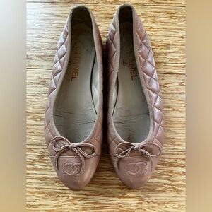 beige quilted Chanel ballet flats